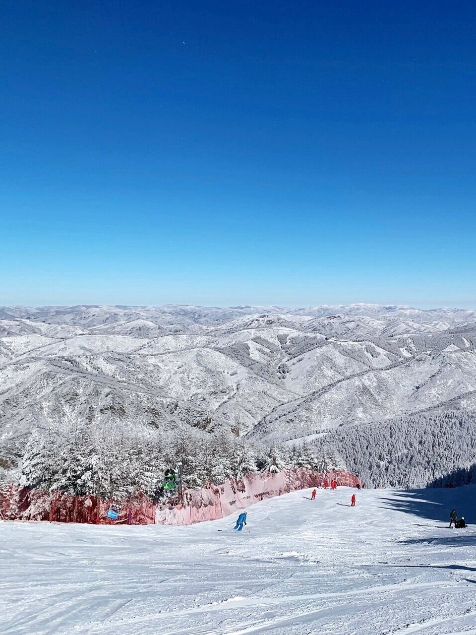 七台河市万宝山滑雪场图片