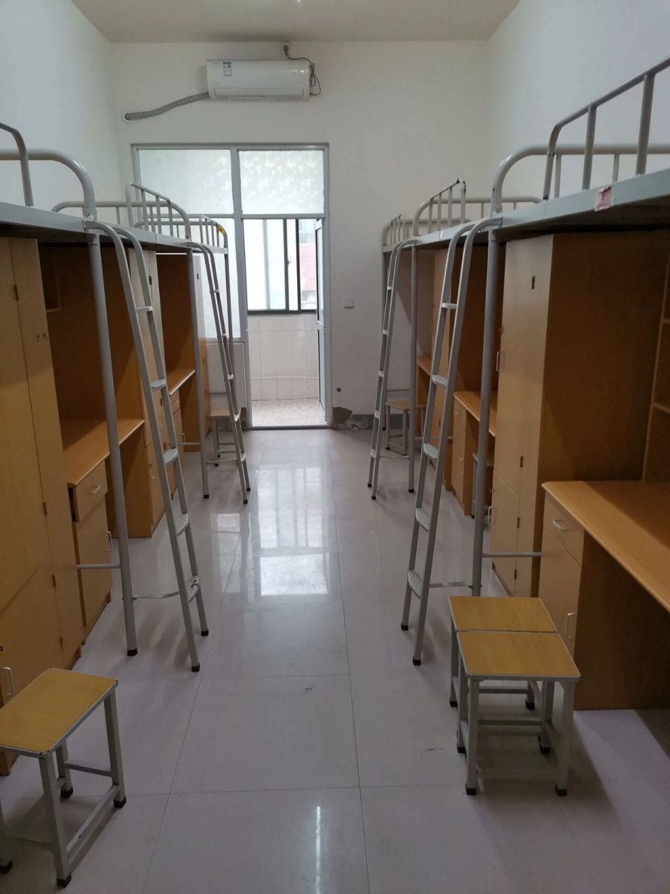 郑州理工职业学院 我希望学弟学妹开学好好的珍惜 大三的学姐学长们给