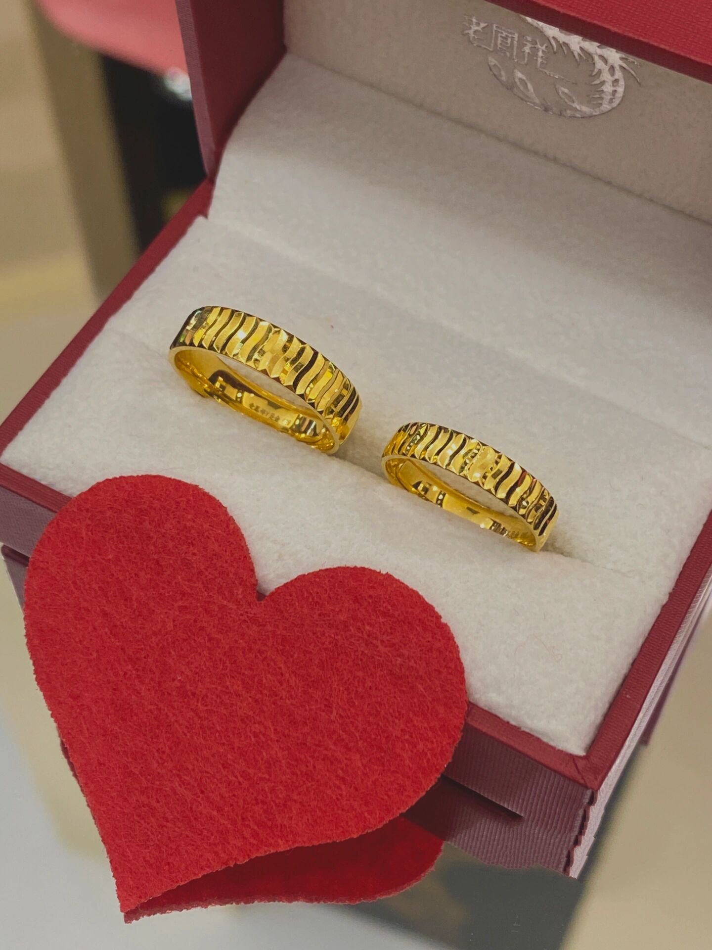 老凤祥|宝藏黄金情侣对戒合集,保值又好看 足金情侣对戒 专属于你们的