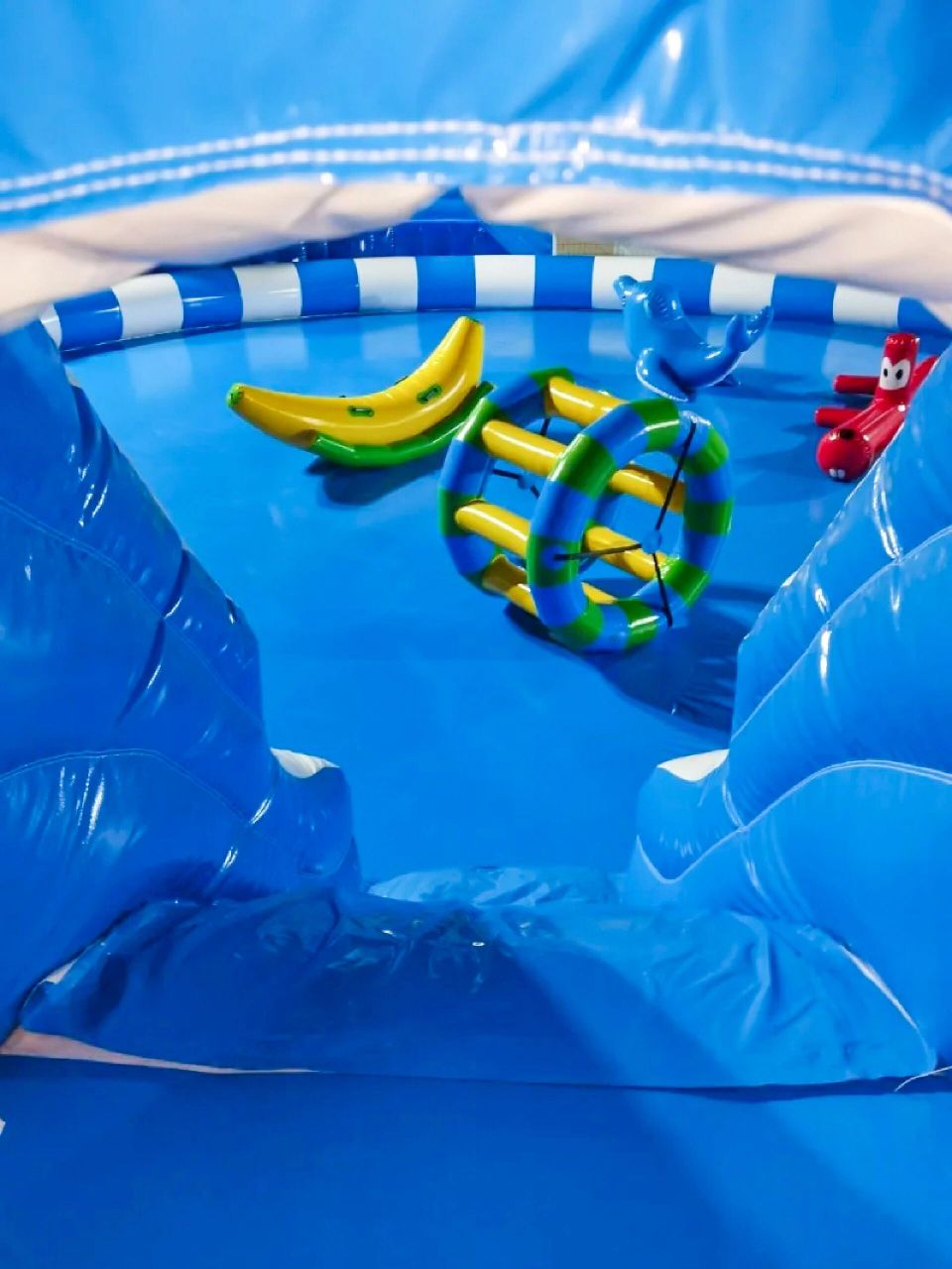 新晋遛娃地//气模水上乐园//夏日玩水好地方  昆明现在出了个【市区