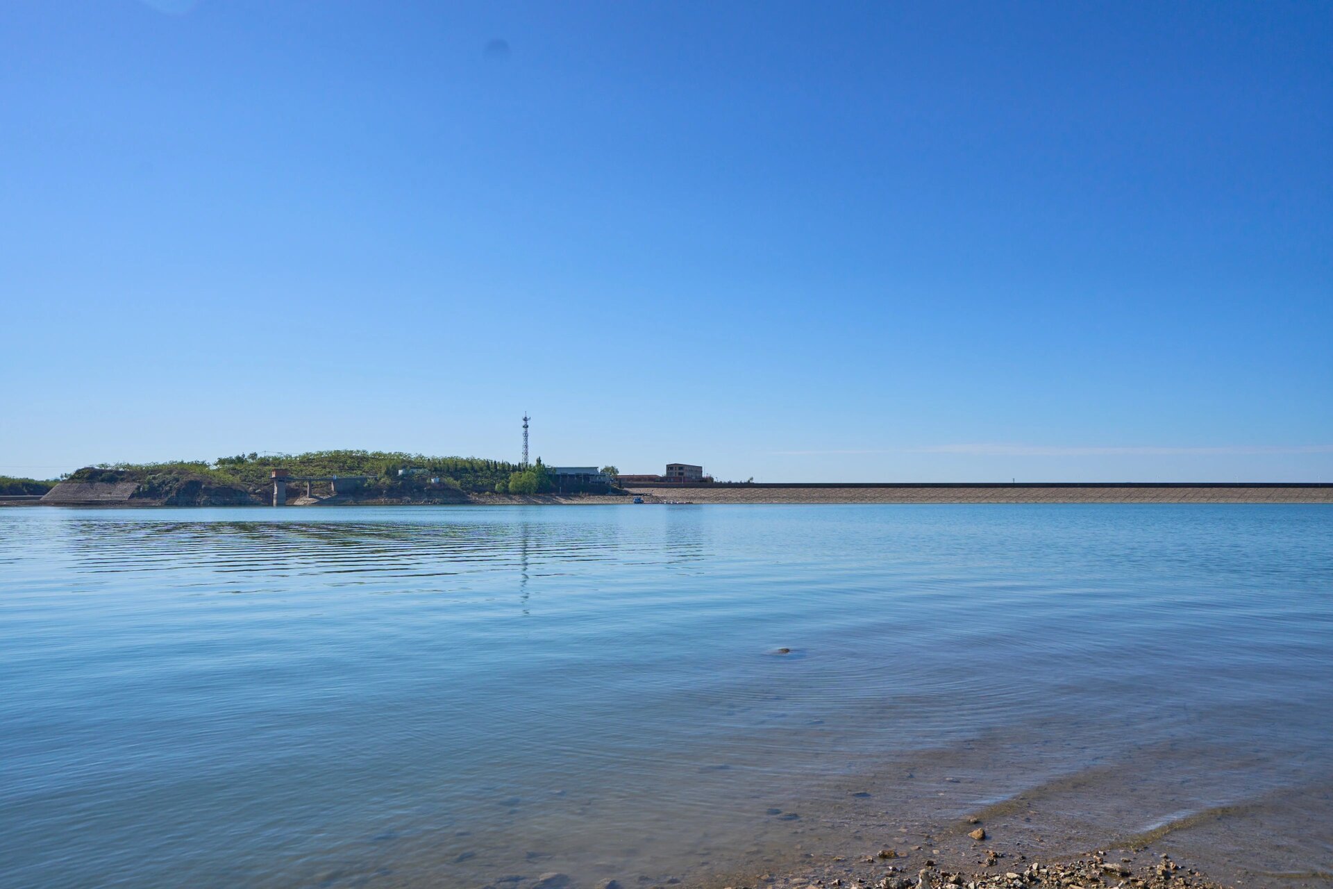 这里是遵化 遵化呆了几天,水库不错