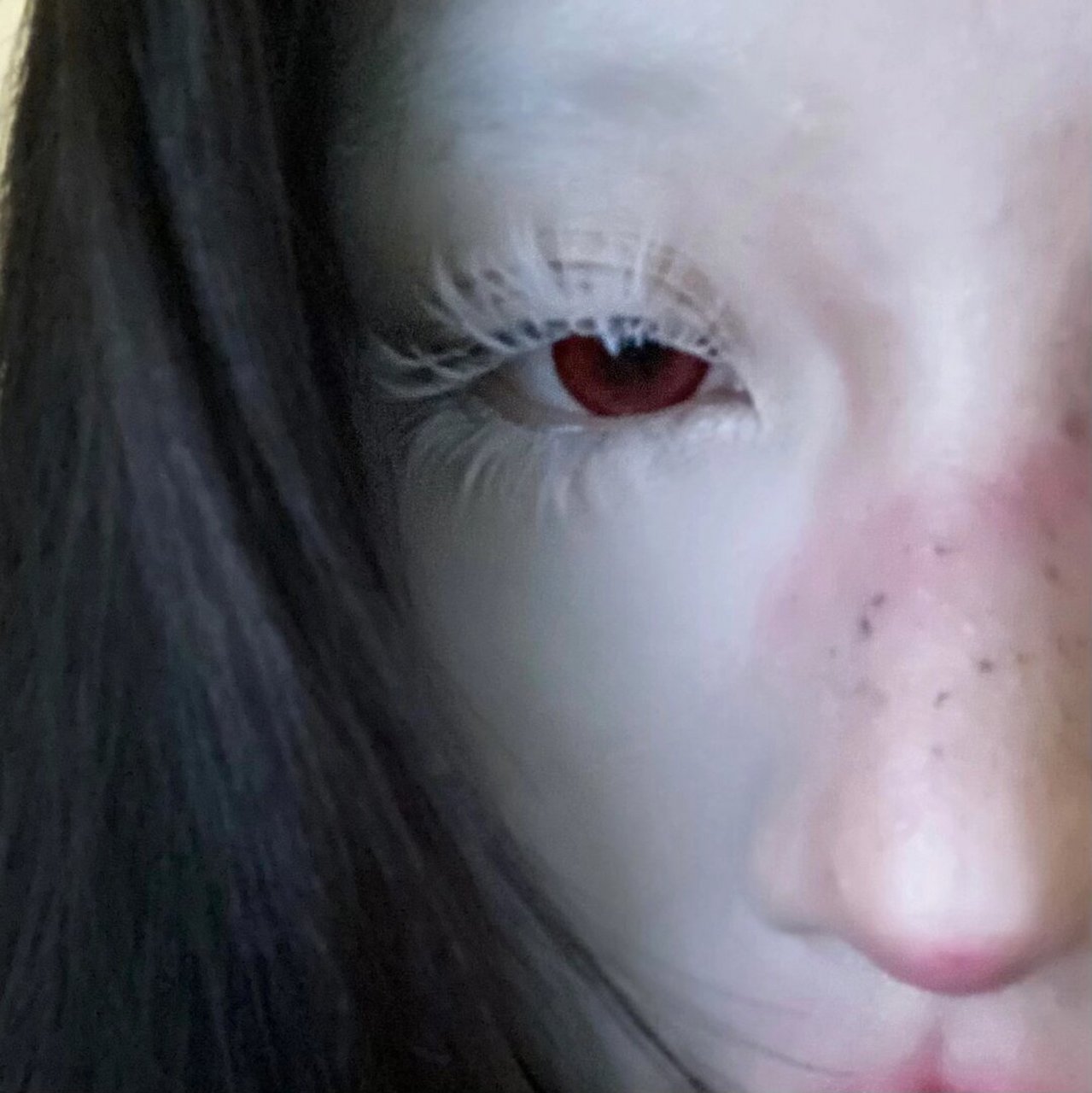 爱上白色睫毛