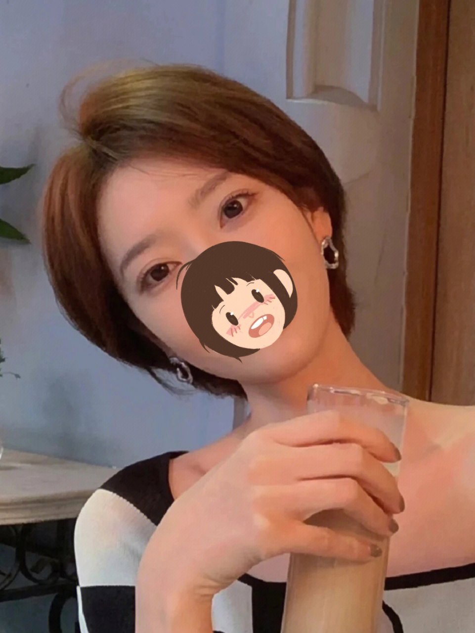 韩式英气十足短发99超减龄简直太好看了 女生短发发型 圆脸发型 显