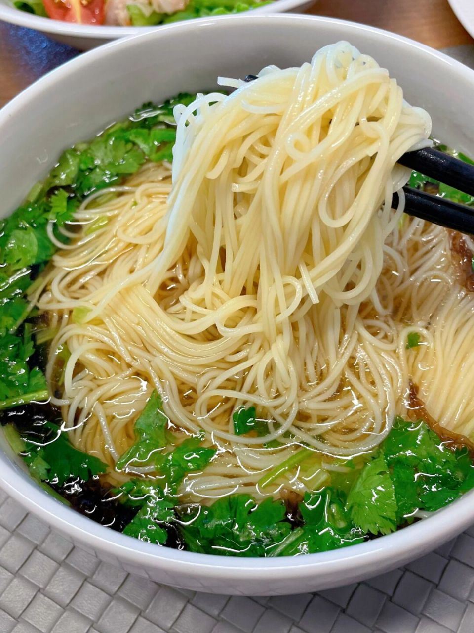 【今日早餐分享】 	 清汤竹升面:大鱼大肉吃腻了来一碗清汤竹升面