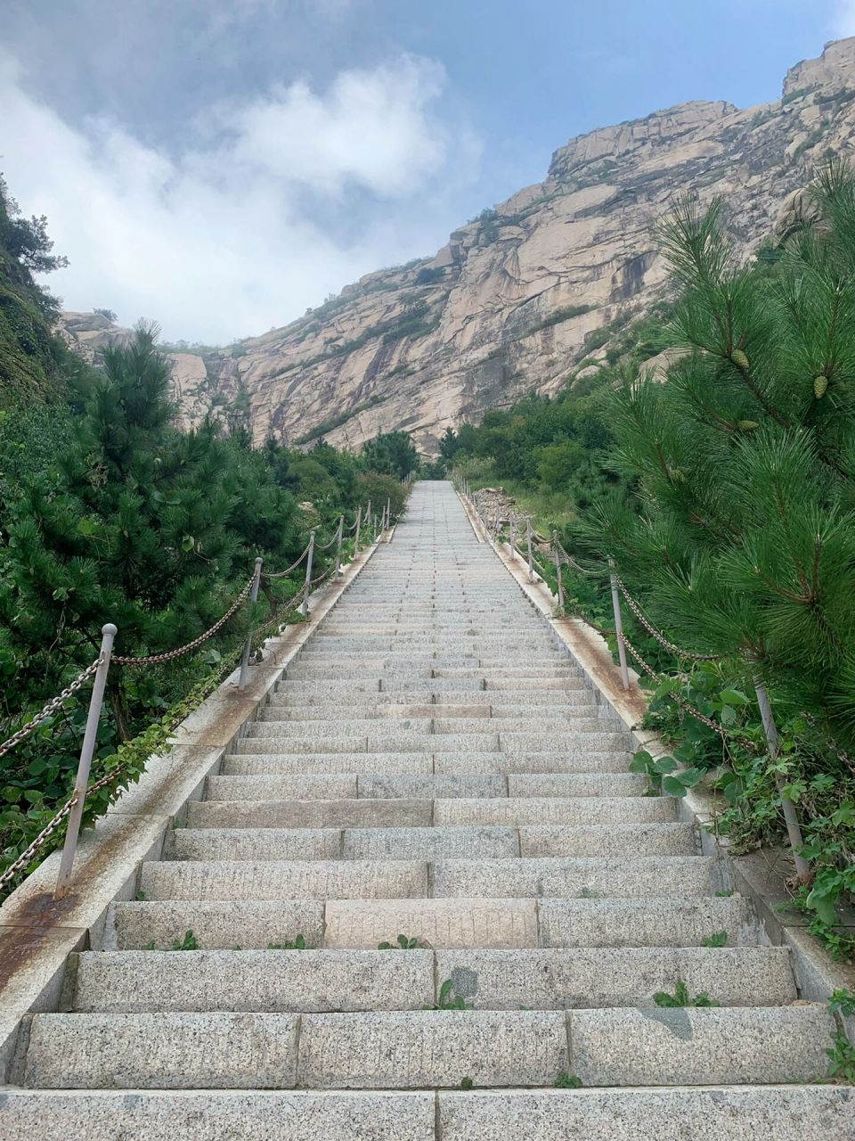 日照河山风景区7215 "人就该待在没有天花板的地方" 来了日照好多