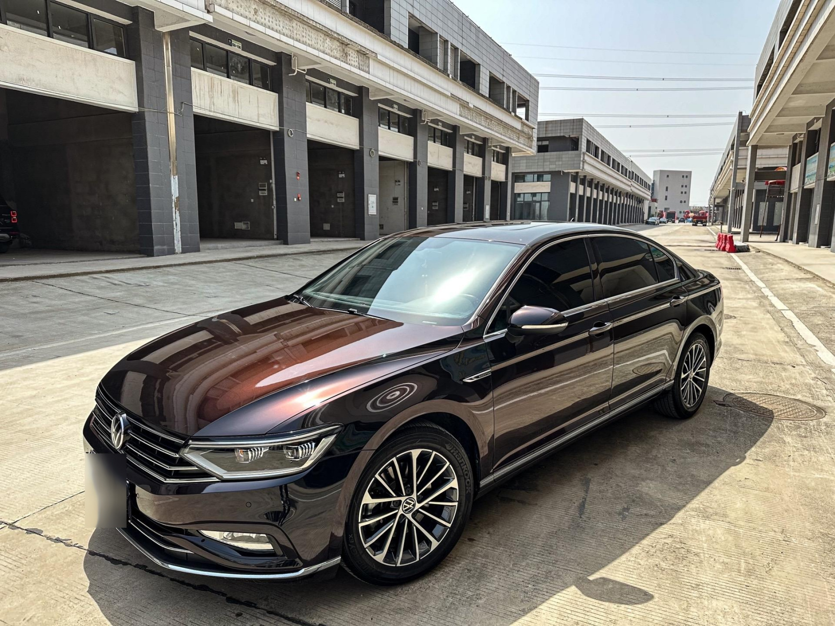 大众 迈腾 pet流光黑魅红 改色完工73