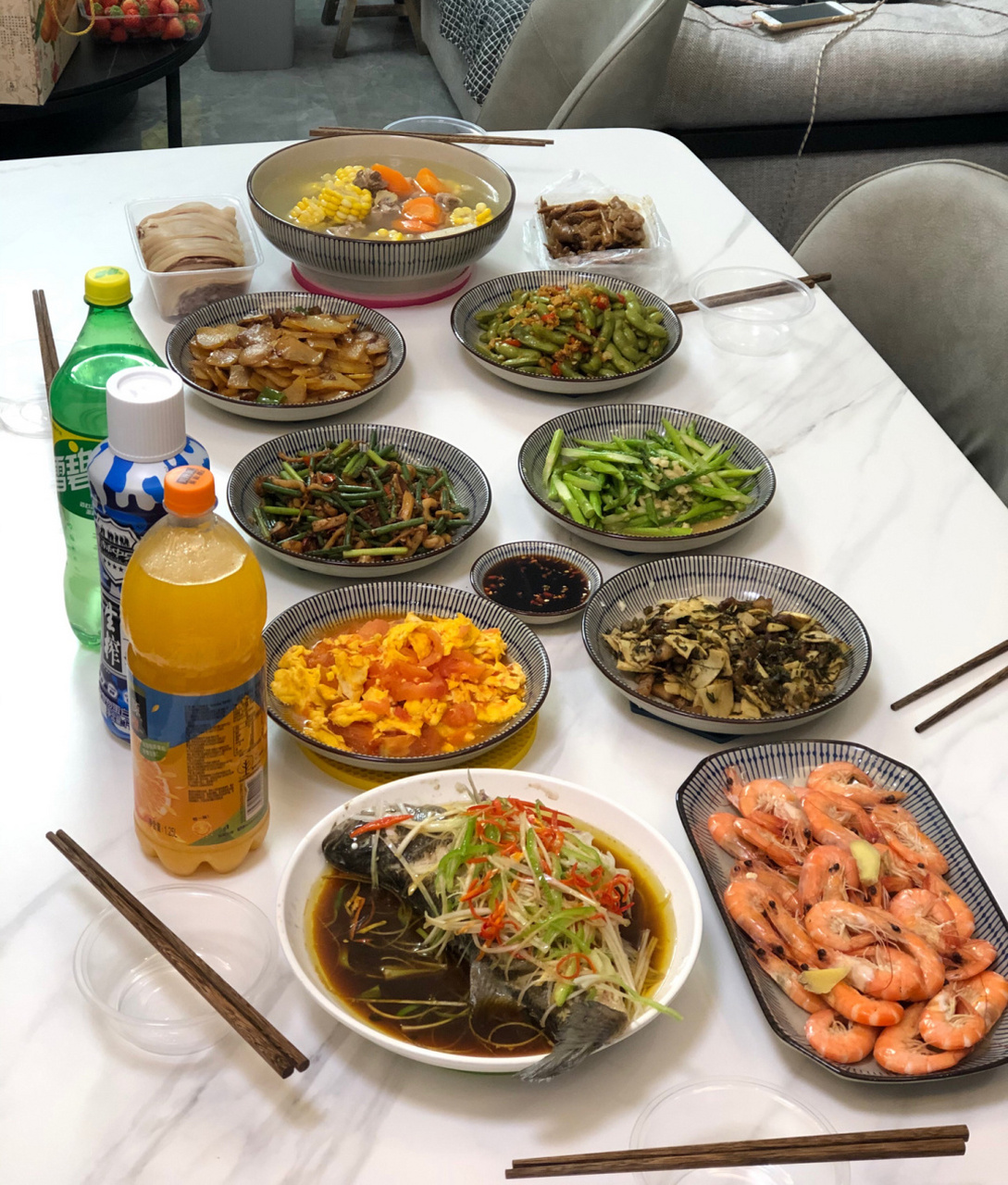 家庭版炒菜局92 瞎炒了几个菜 叫上亲朋好友上我家吃饭 不丰盛 但