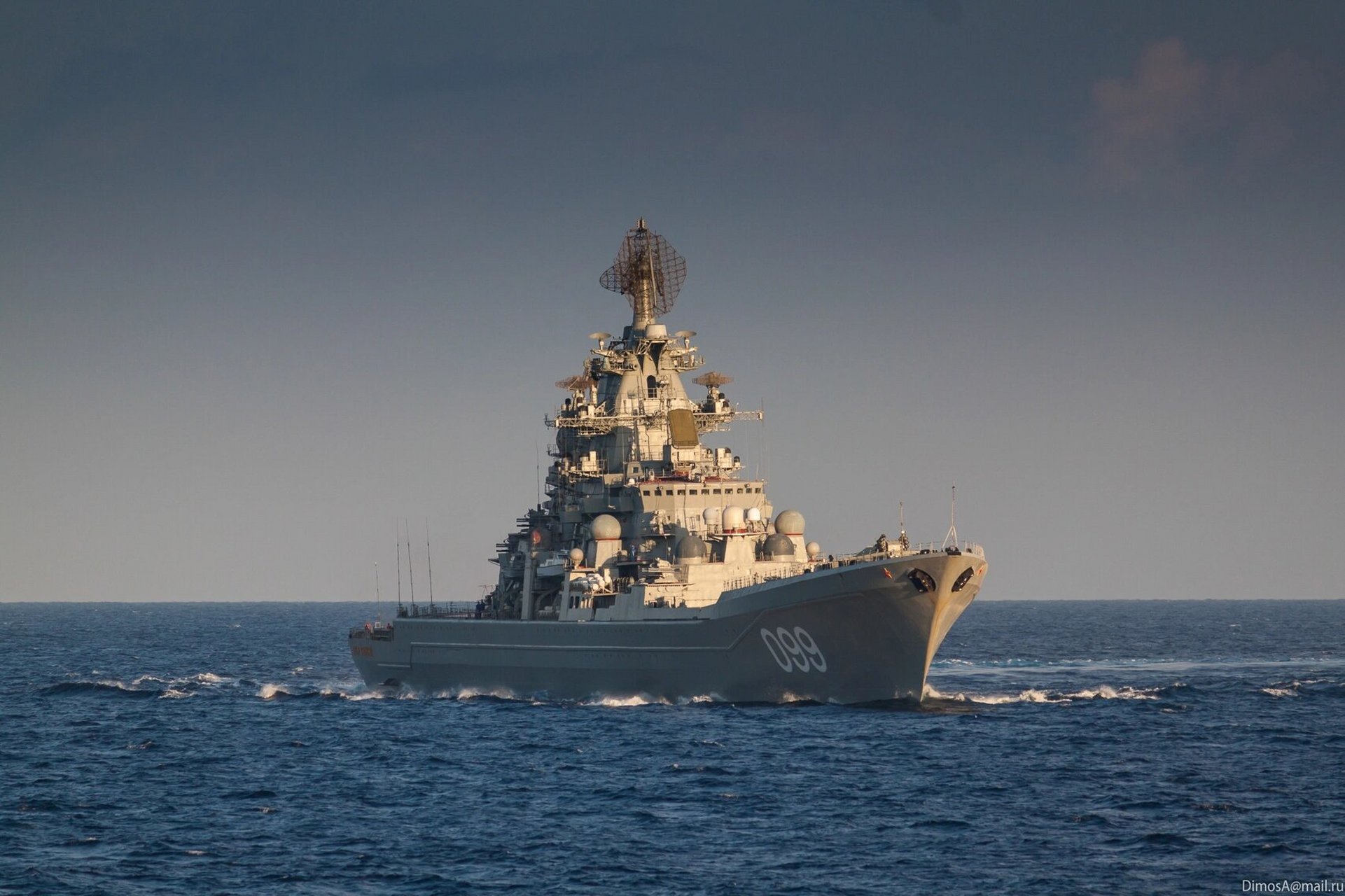 红色帝国的红色巨舰——基洛夫级(4) 动力系统 基洛夫级巡洋舰采用了