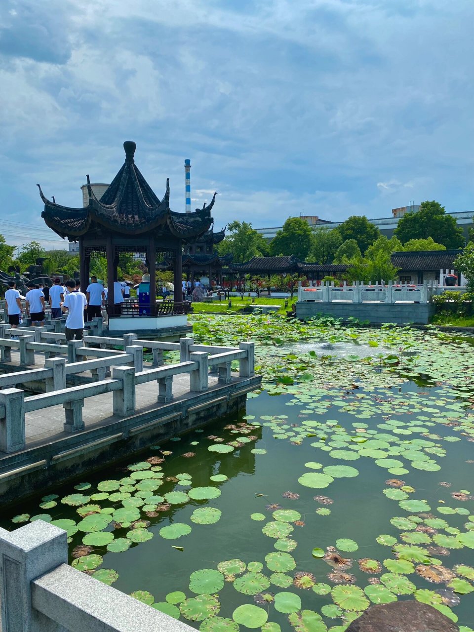 酒廠 景點名稱:洋河股份泗陽基地酒文化旅遊區 景區地址:江蘇省宿遷市