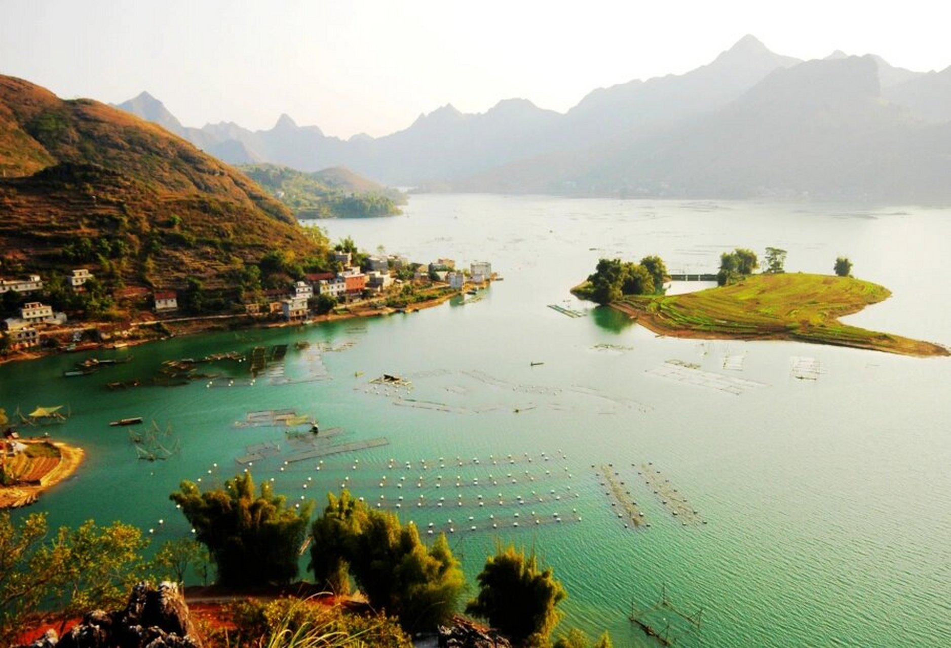 大化县风景 大化瑶族自治县 七百弄风景名胜区 乌龙岭景区 巴楼山 八