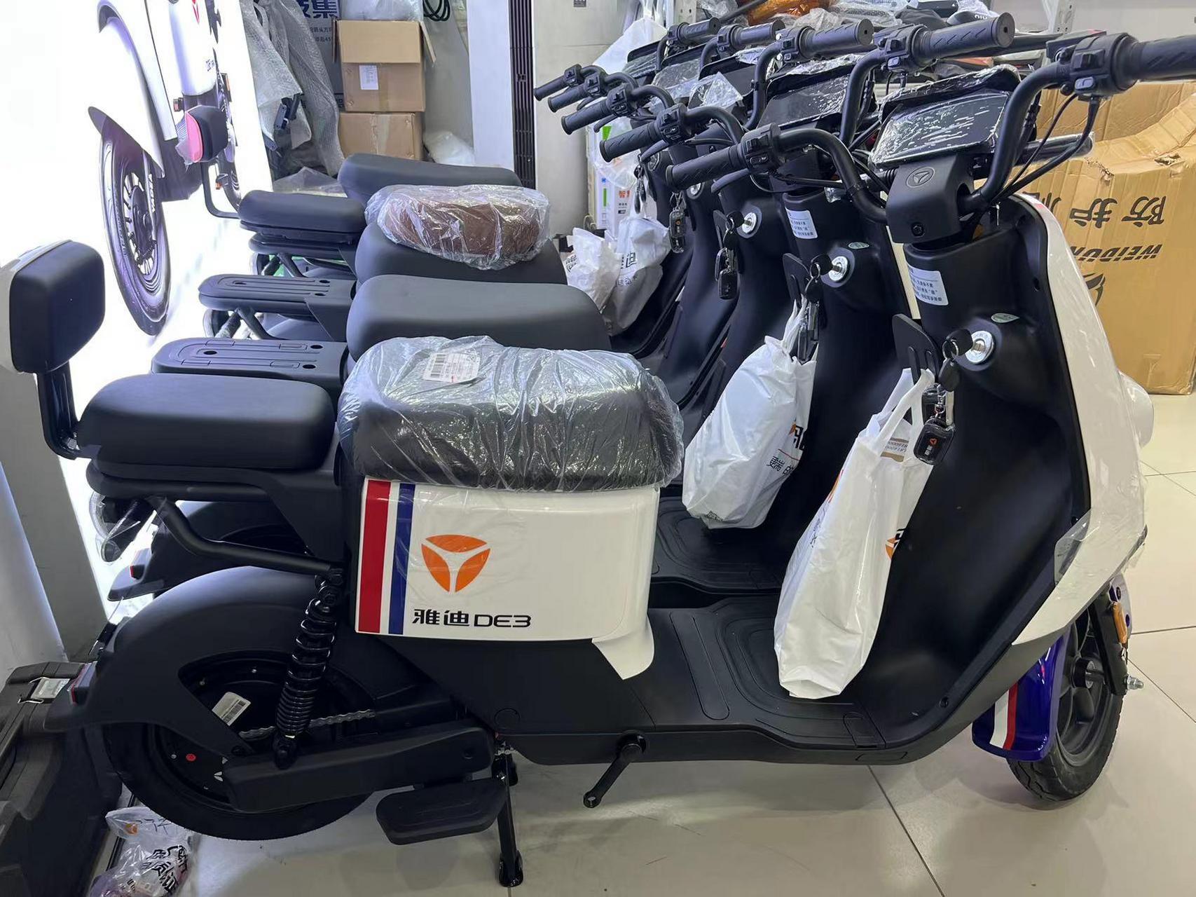 雅迪de3都市版,活动价3499