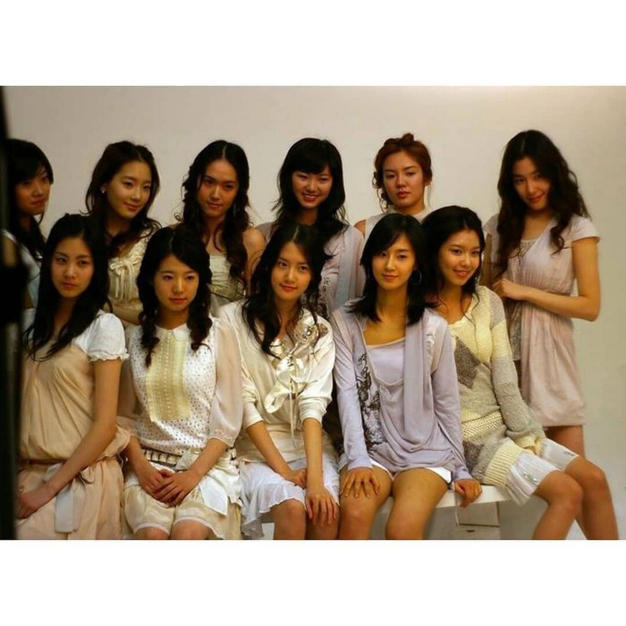少女时代出道前定妆照合集 前前后后加了一些人,删了一些人.