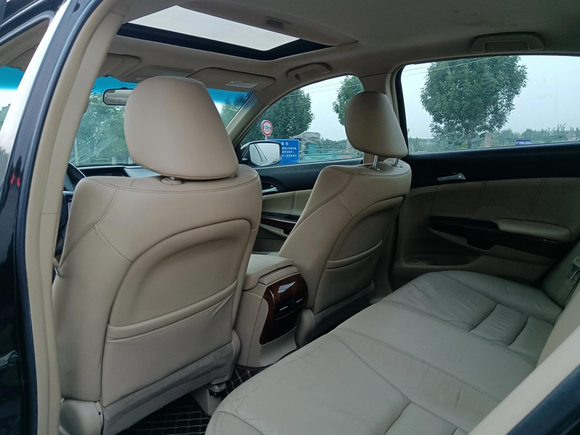 经典好看,11年本田雅阁八代半,桃木内饰