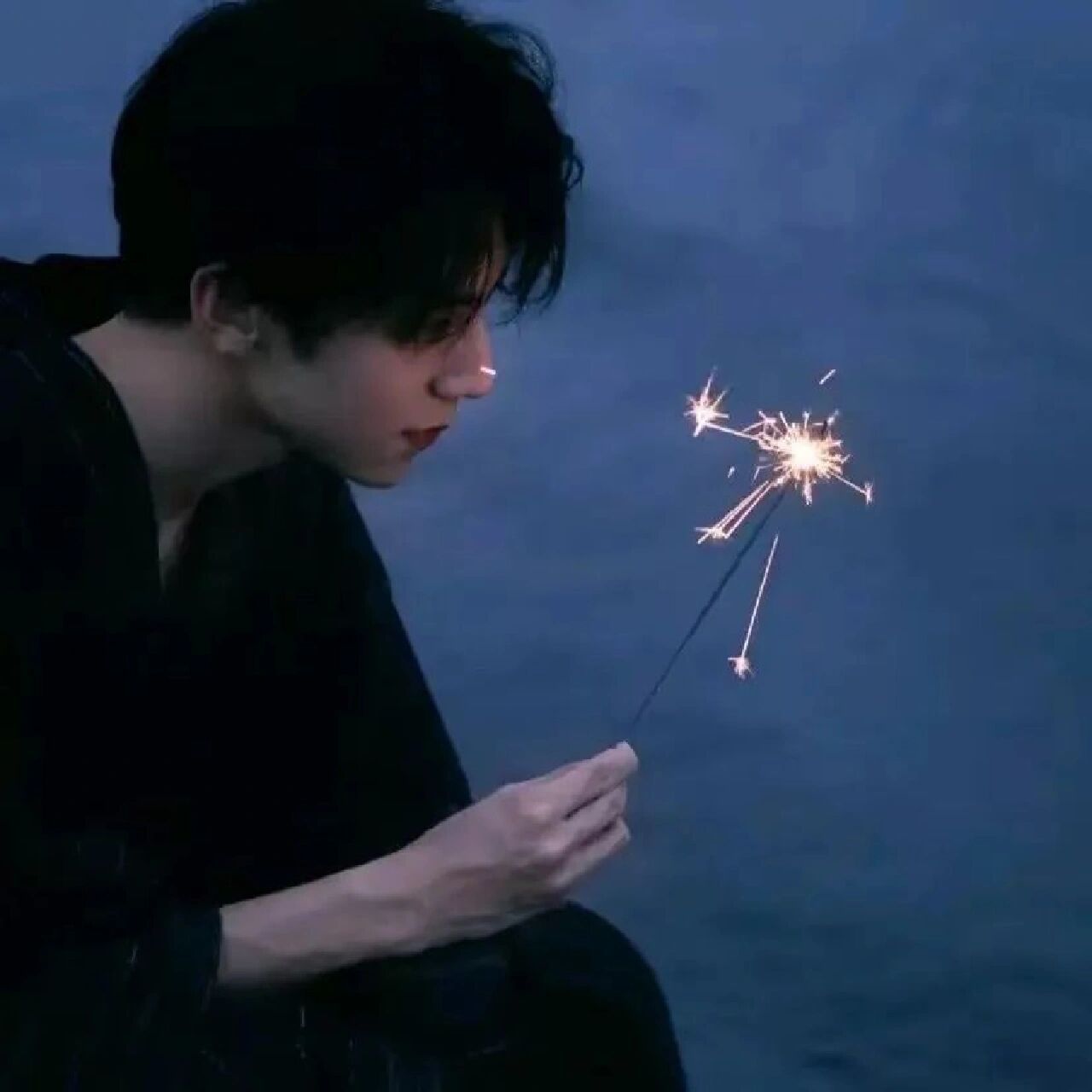 383638393231|氛围感男头 考试 校园 朋友 夕阳 遇见