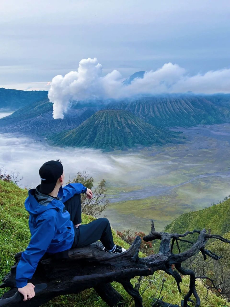孤独星球bromo火山 印尼一定要来的地方 bromo火山在印尼的爪哇岛东部