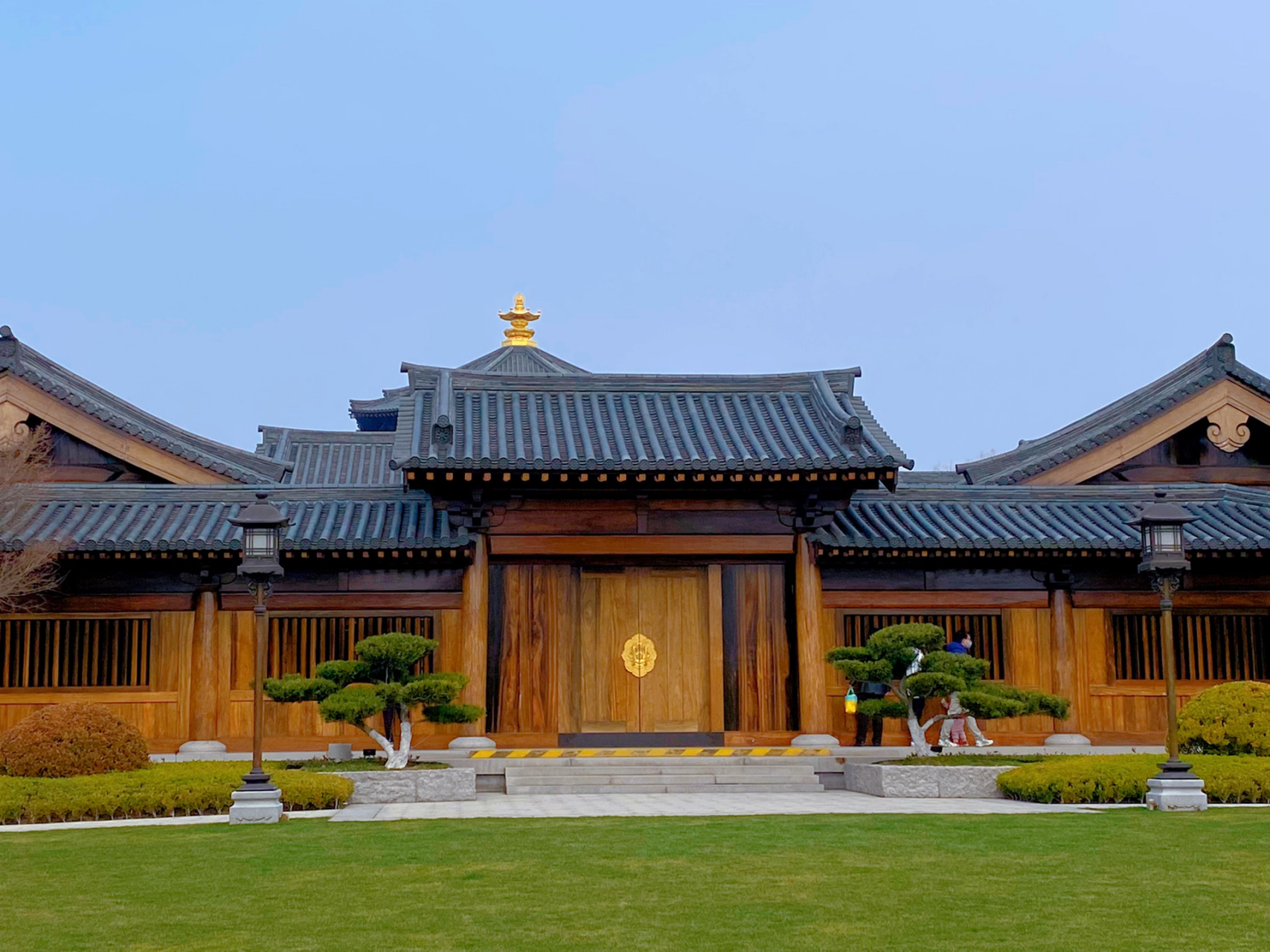 上海宝山寺 国内获得多项建筑大奖的寺院—宝山寺,始建于明朝正德年间