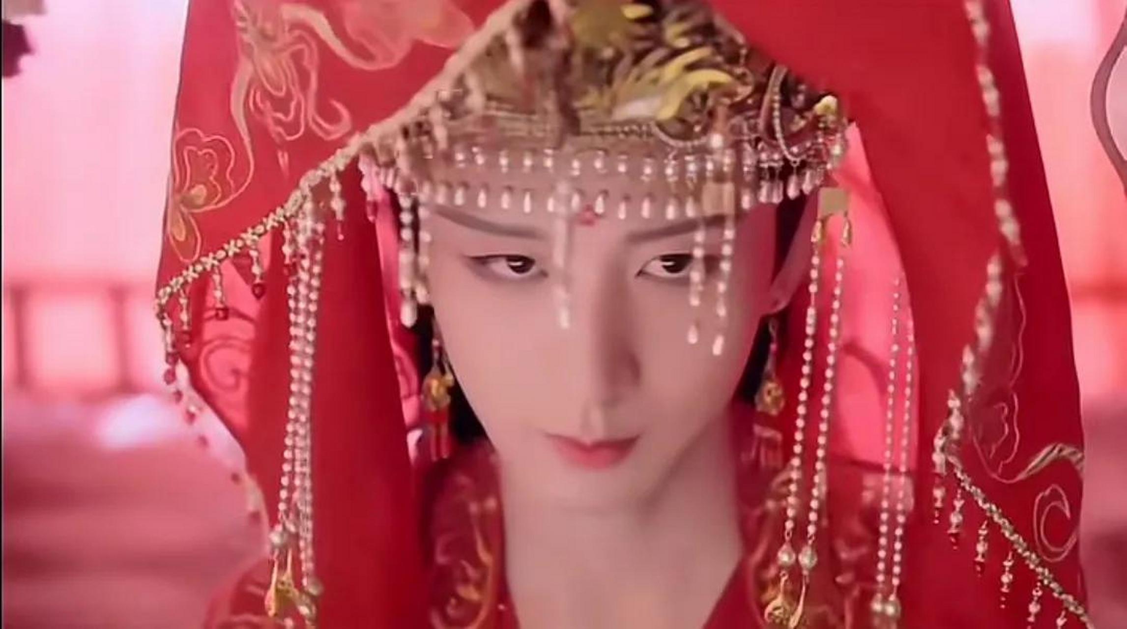 这是我看到过男扮女装最好看,最贴近的!