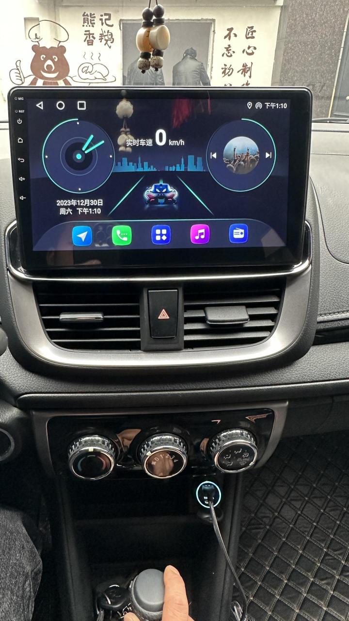 23款丰田致炫 升级智能大屏苹果无线投屏carplay