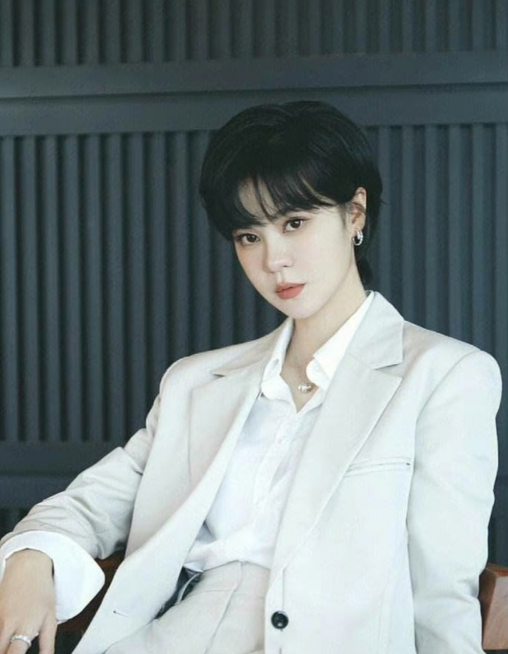 内娱ost现在是不是被刘宇宁,周深,郁可唯,张碧晨这四个人包圆了,不找