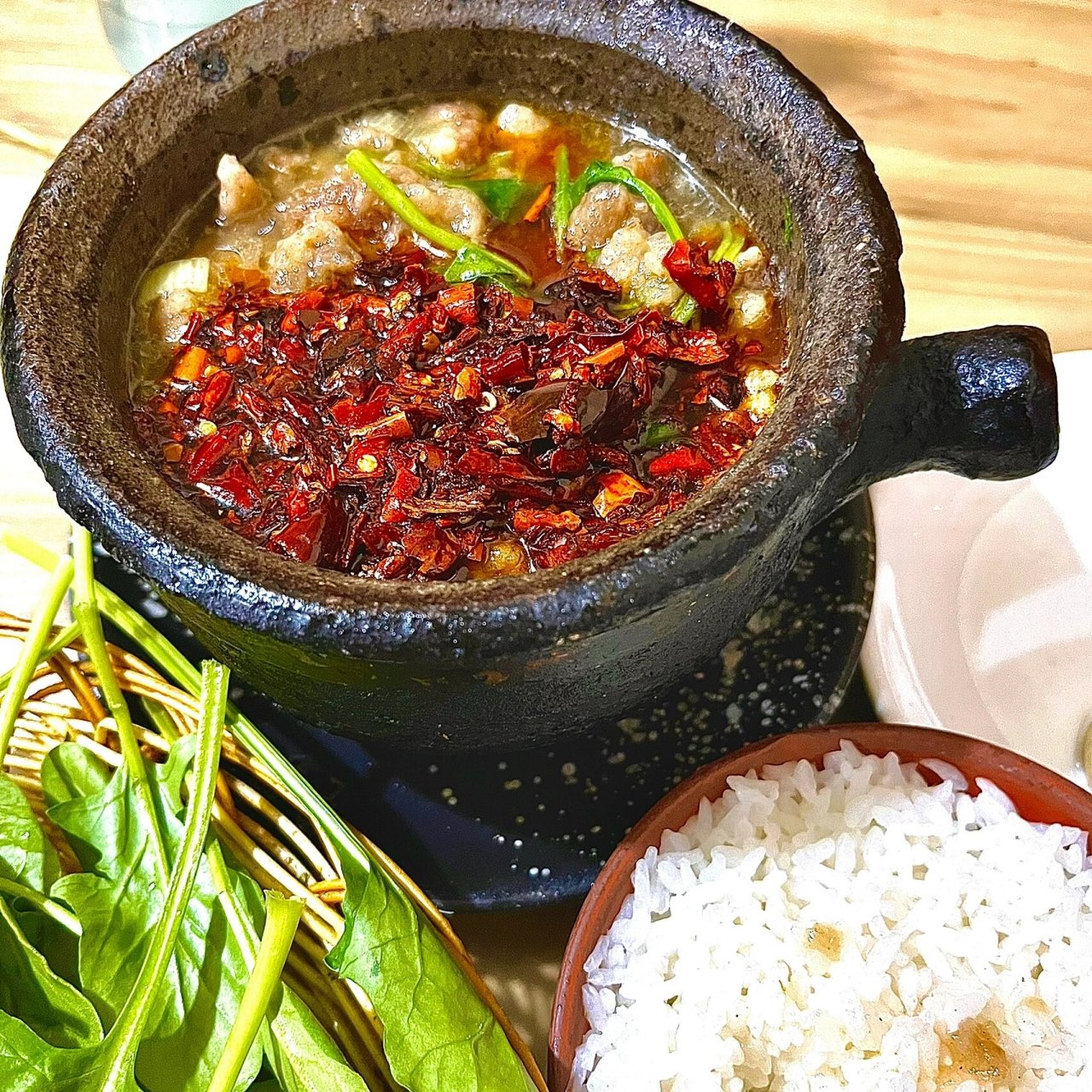 焦作美食|大武陟92虹兴砂锅 92店名:武陟虹兴砂锅 99位置:五运