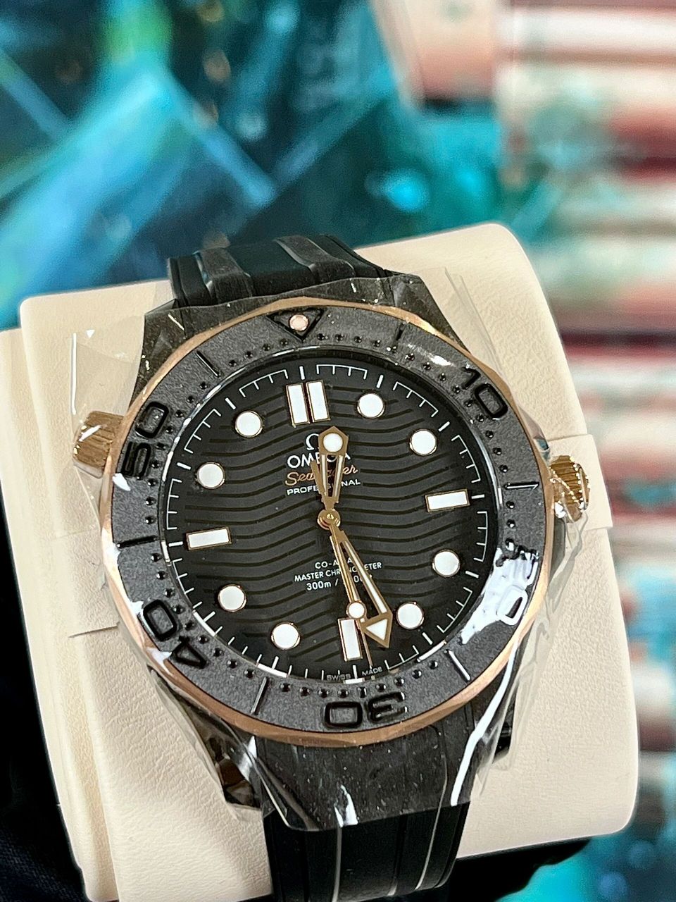 989696942023欧米伽全新海马300金黑武士 名称:欧米伽海马300