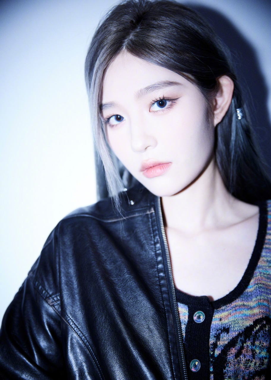 帅气洒脱snh48-王奕 出发秀场,今晚北京时间18:00