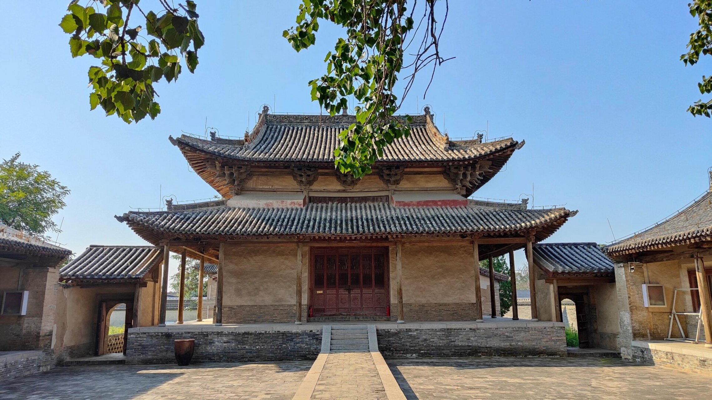山西游运城临汾篇(十二)之大云寺福胜寺 大云寺在临汾市区,山西师范