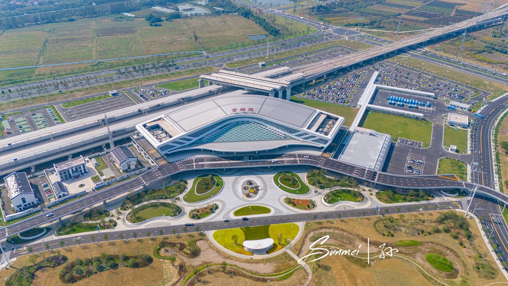 航拍沪宁沿江高铁金坛站,恭喜金坛通高铁