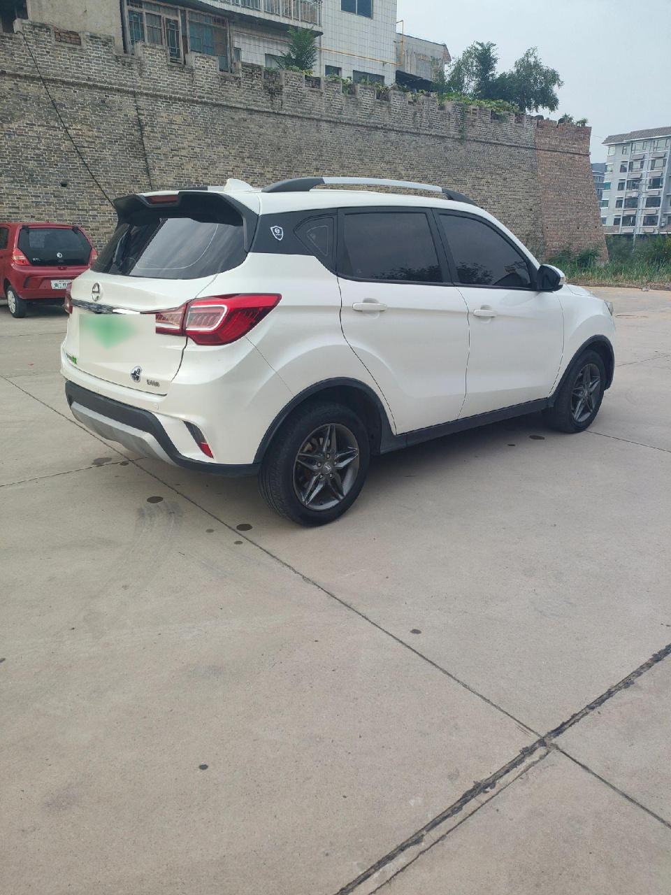 最新到店18年12月份江铃e400新能源电车,自动挡,带天窗,多功能方向盘