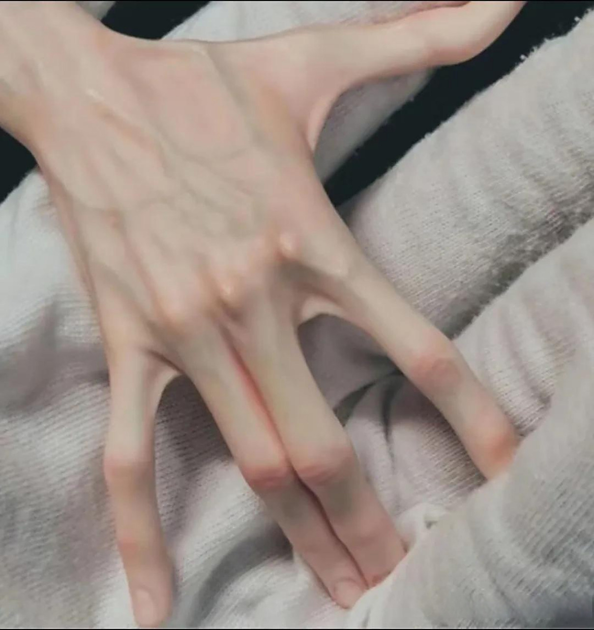 有没有比这更欲的手美丽的手指 敢一起来晒手吗 令人心动的时刻 你做