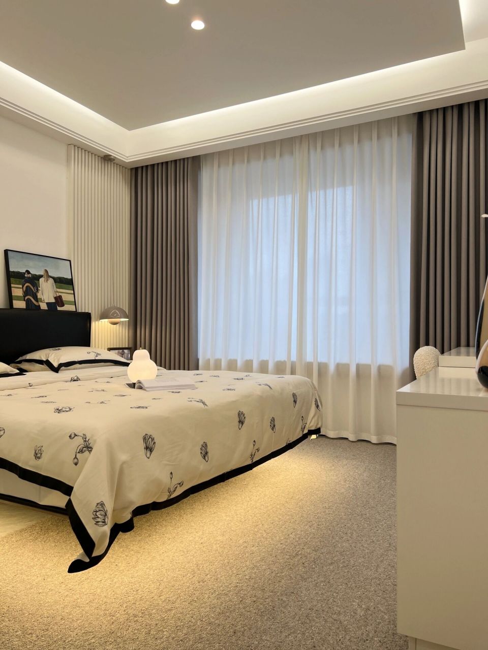 听小红书说没错,窗帘果然越简单越高级!