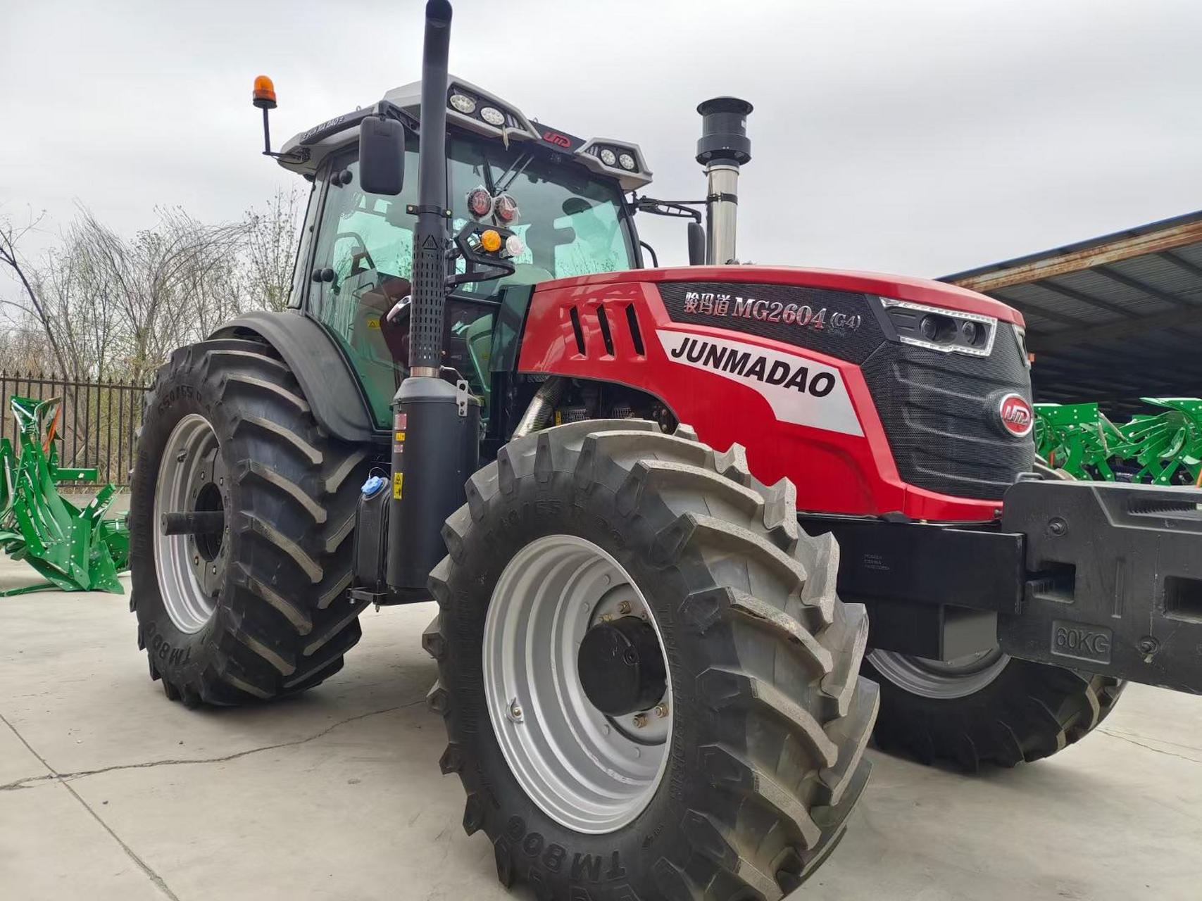 大后桥骏马道2604拖拉机陆续到货欢迎试乘试驾,搭载东方红ytn9国四9