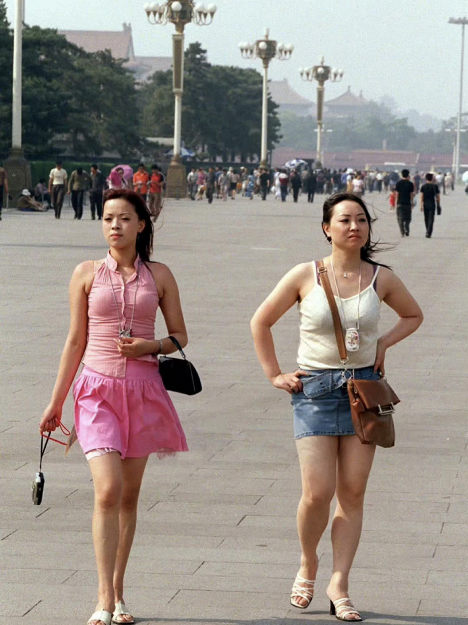 2003年,北京天安门广场上 #老照片# #北京# #天安门# #旅游