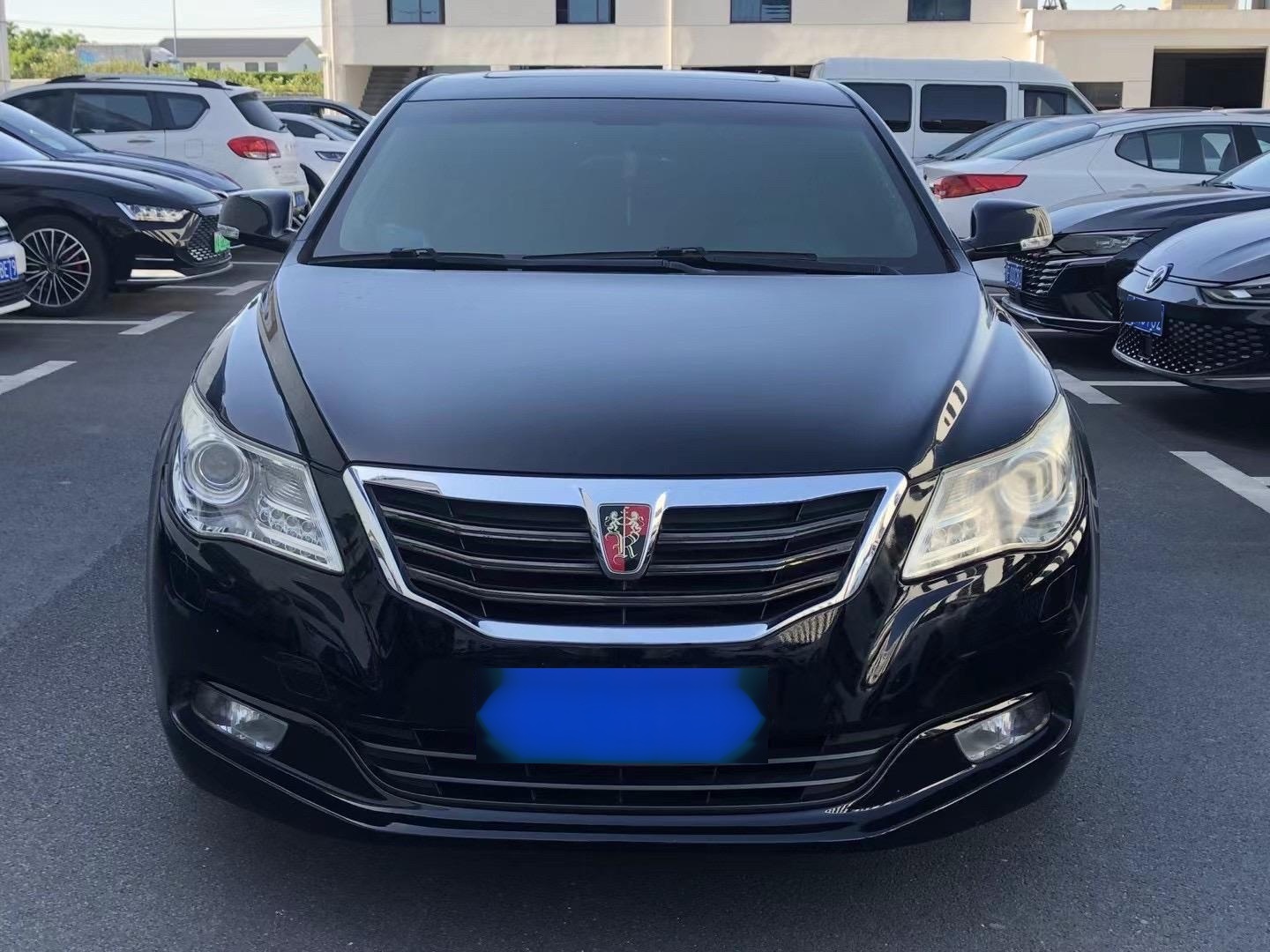 全新上市的荣威950豪华行政版