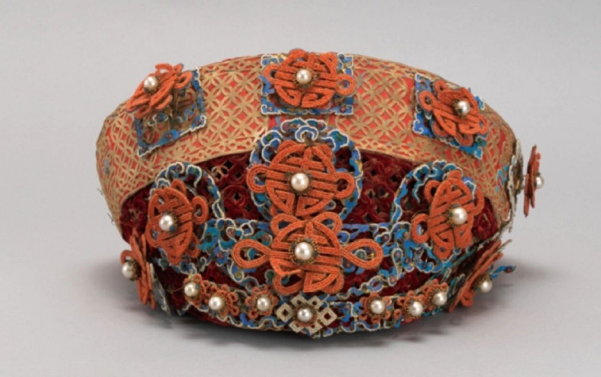 北京故宫钿子—珊瑚花钿子 文物号:故00059704 此钿子