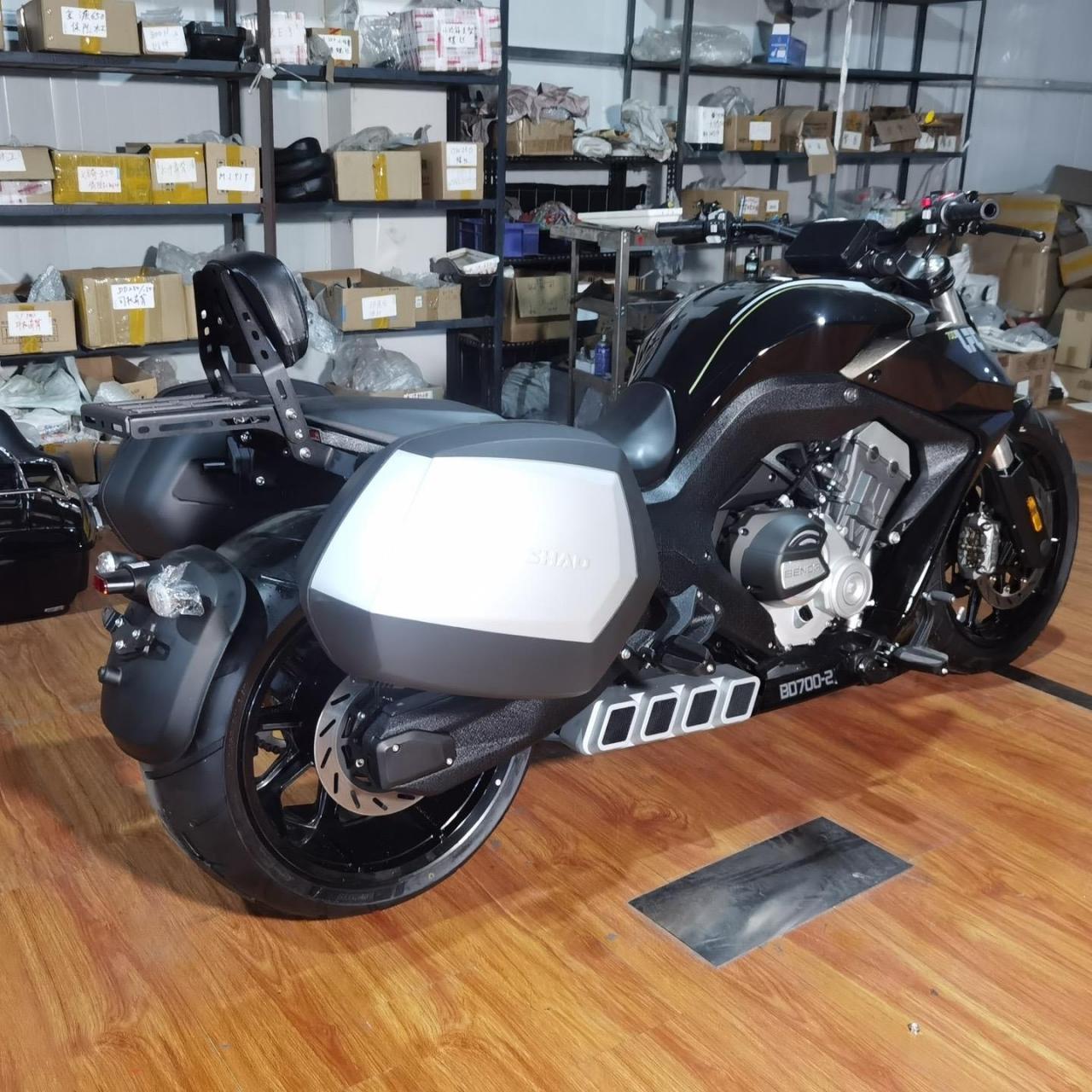 燎700边箱 尾箱 三箱 边包 折叠靠背.#奔达 #摩托车 #燎700 #燎 #尾箱