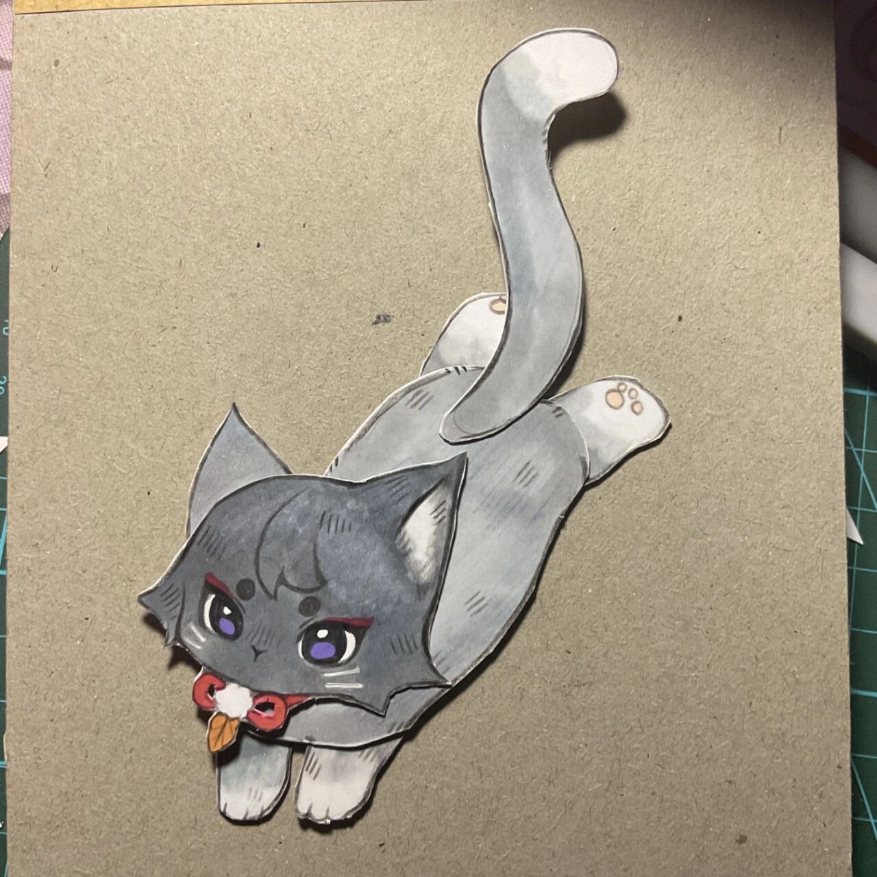 没有卡纸,用衣服包装纸也可以的.