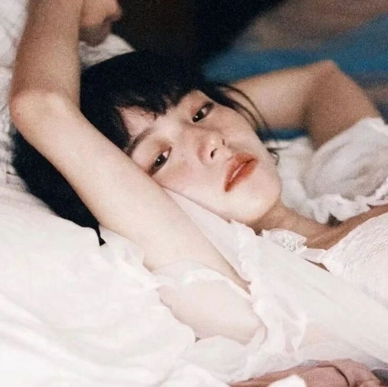 慵懒风格的女生头像 慵懒状态的女孩子真的好迷人啊