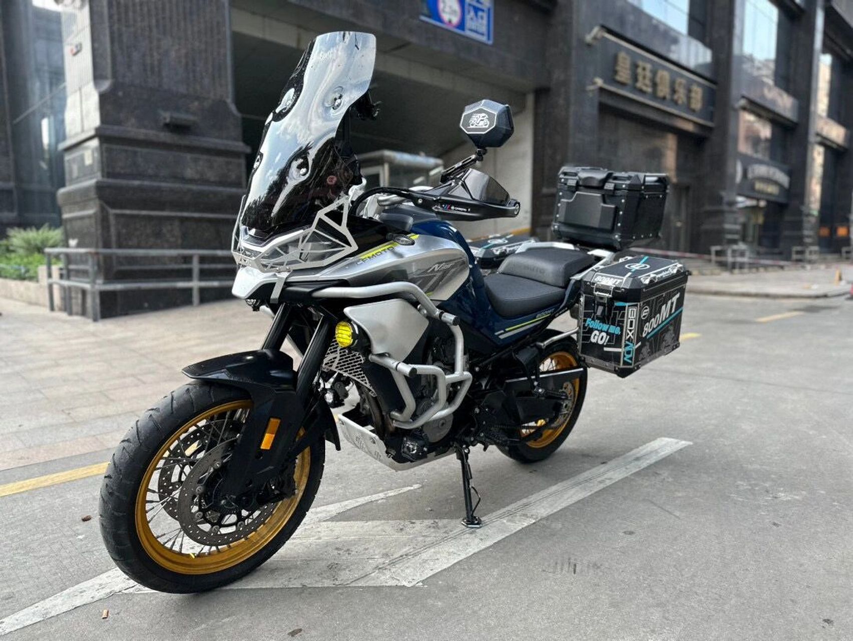 春风800mt 21年11月  16000多公里 无线充电 高风挡 rf超广角后视镜