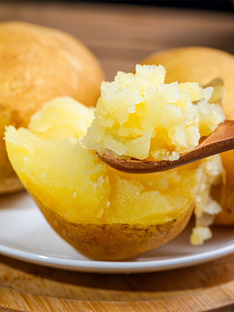 甘肃省特产 - 定西马铃薯 定西种植马铃薯已有200多年的历史.