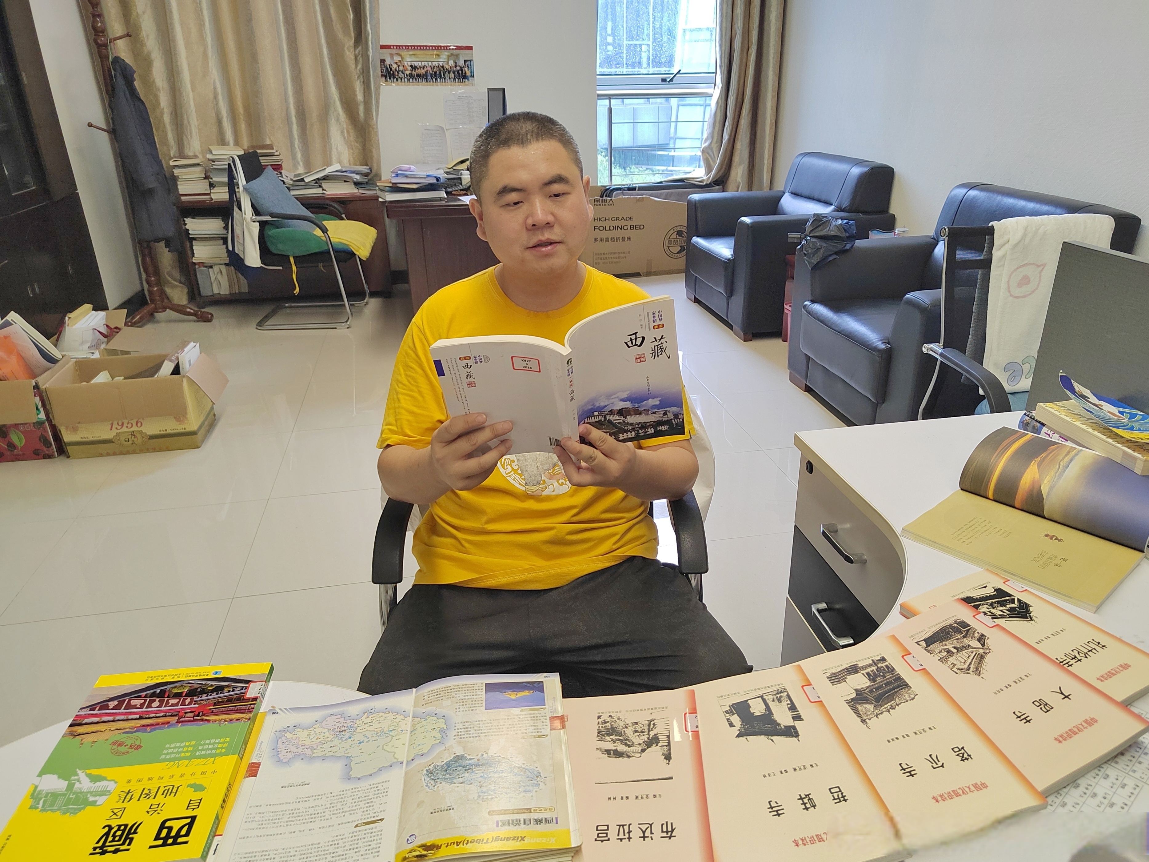 9月29日至10月8日,乘坐火车前往青海西宁和西藏拉