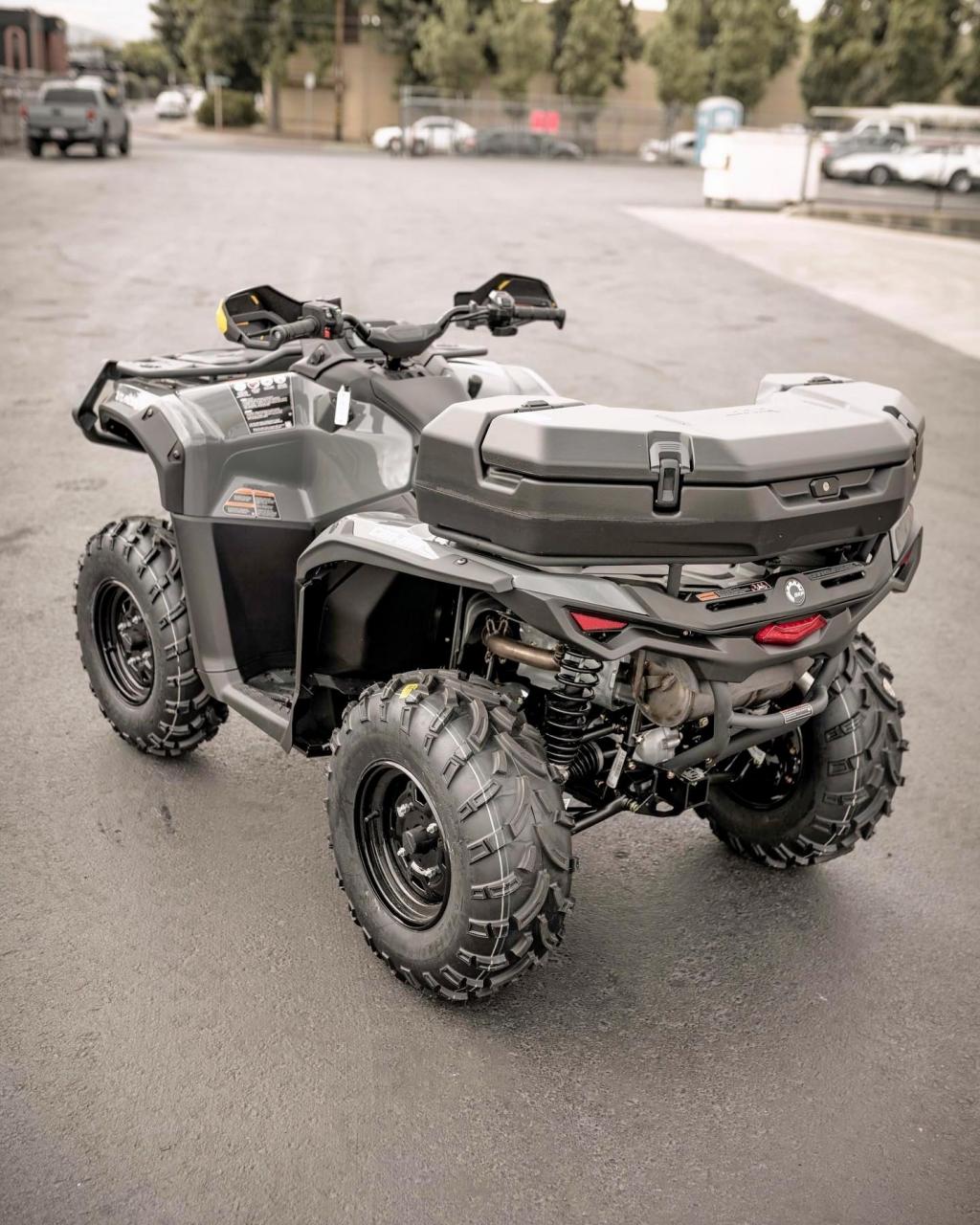 brp outlande.庞巴迪开拓者atv500