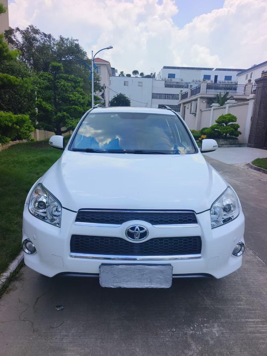 2013款丰田RAV4图片