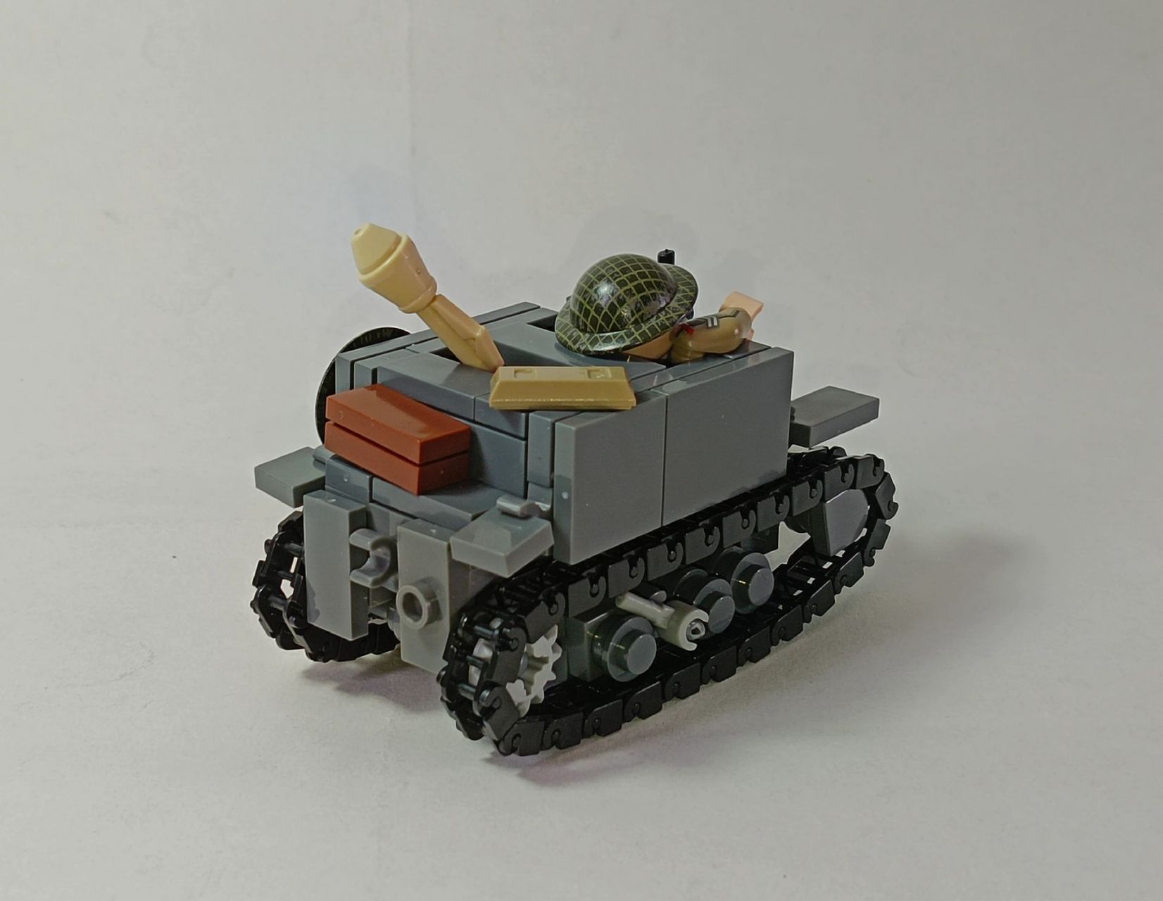 它的正式名称是通用运载车,不过人们更喜欢叫它布伦机枪运载车(简称