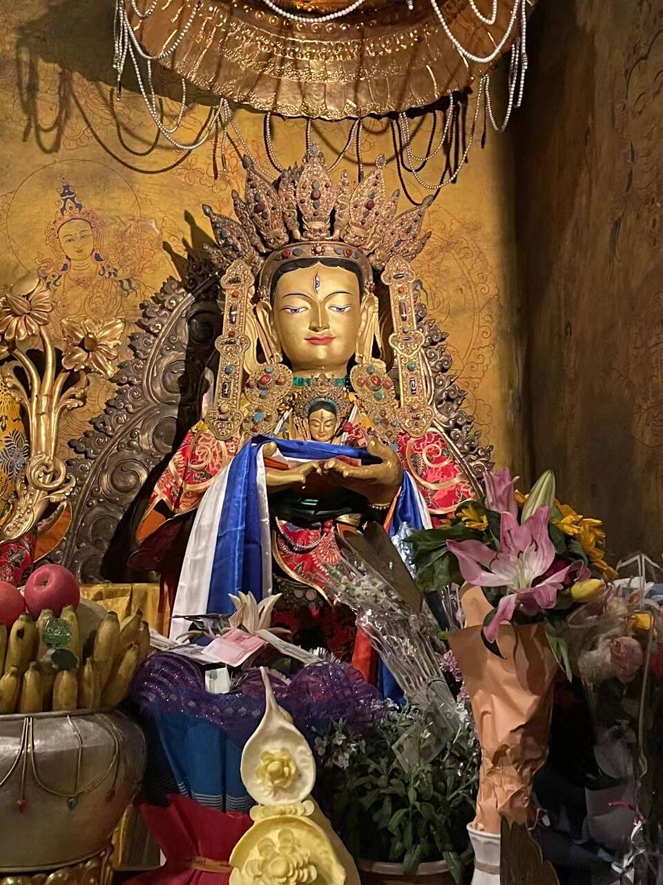 昌珠寺满愿度母(能言度母 这尊度母像的心间藏有白宝石,对之祈祷,会