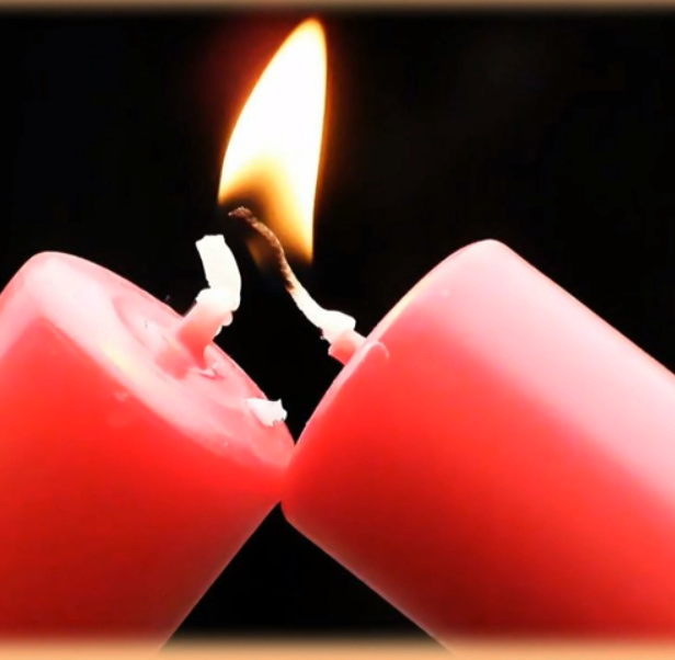 红烛大喜日子燃烧的红烛在闻一多诗歌红烛里象征着燃烧自己的奉献精神