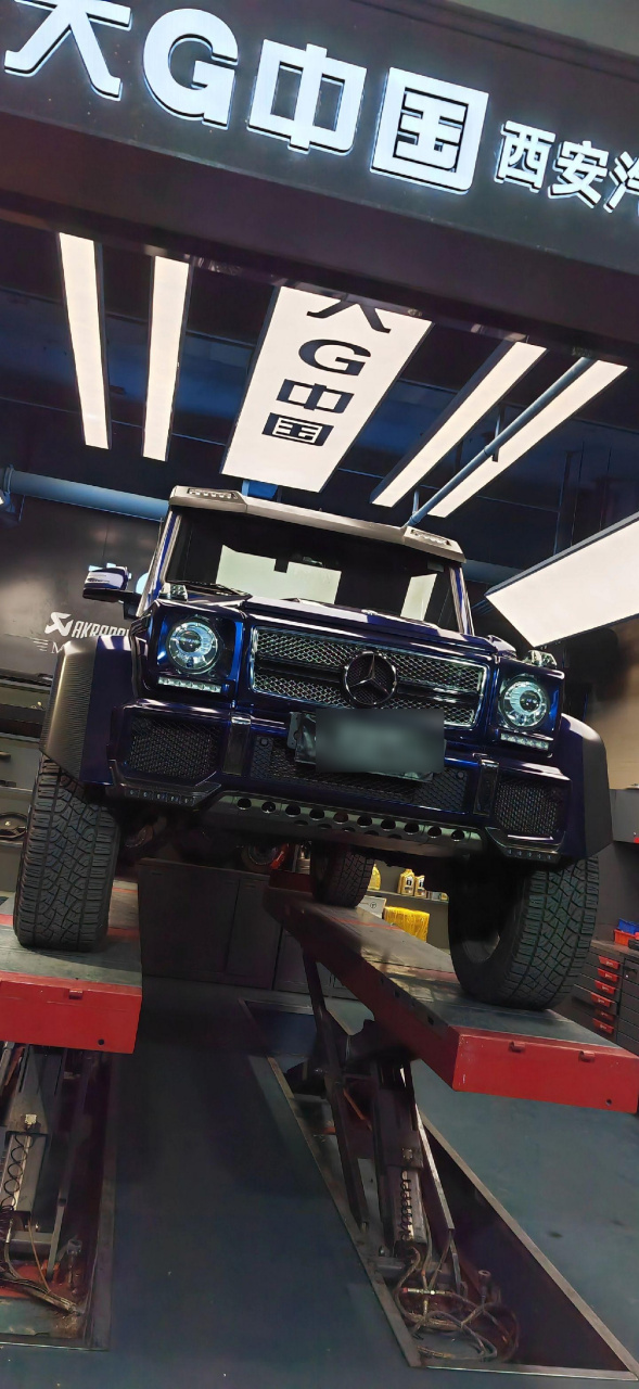 奔驰迈巴赫g650敞篷大g.