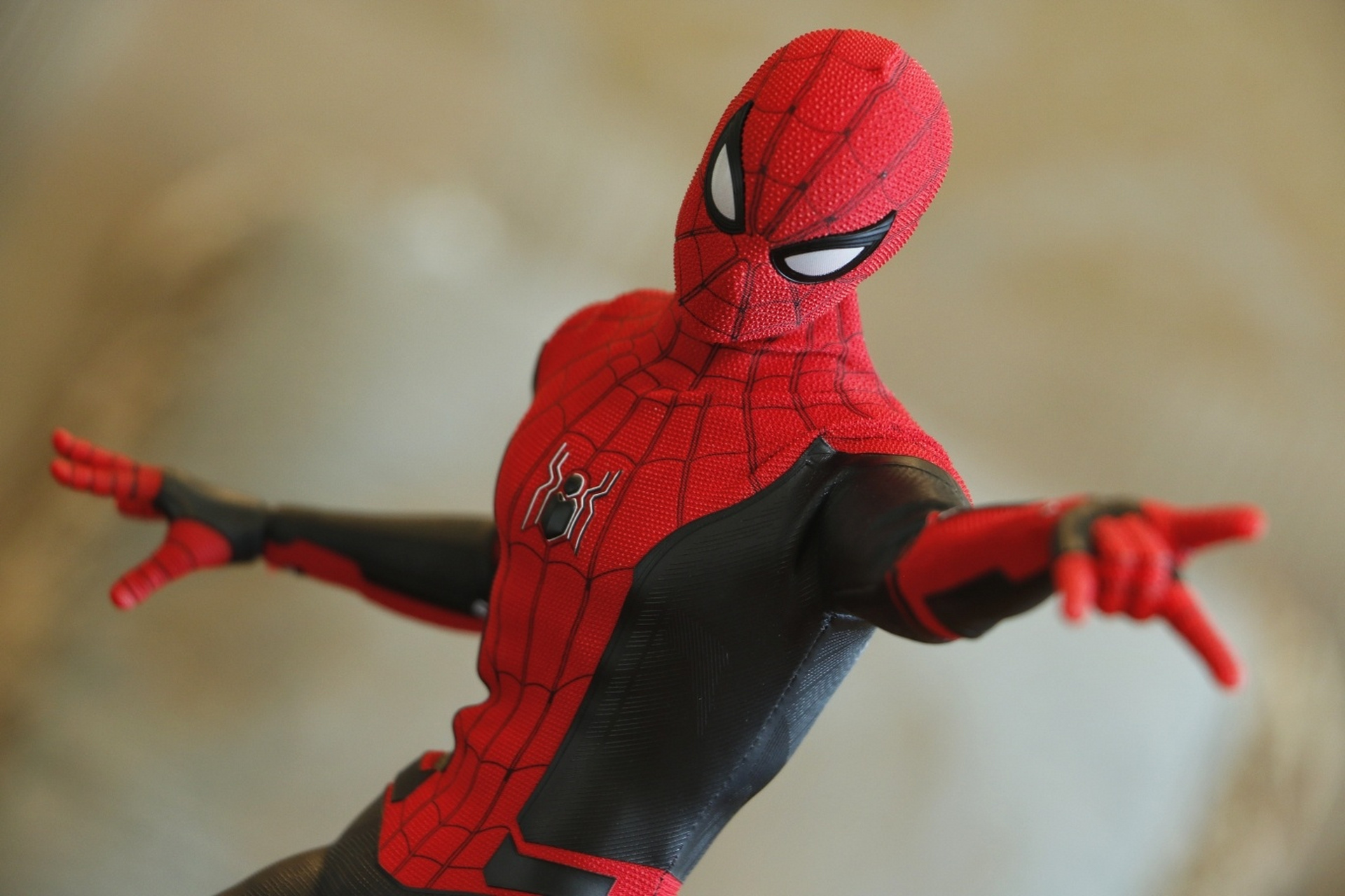 今日到货hottoys红黑战衣 英雄归来 蜘蛛侠 #hottoys