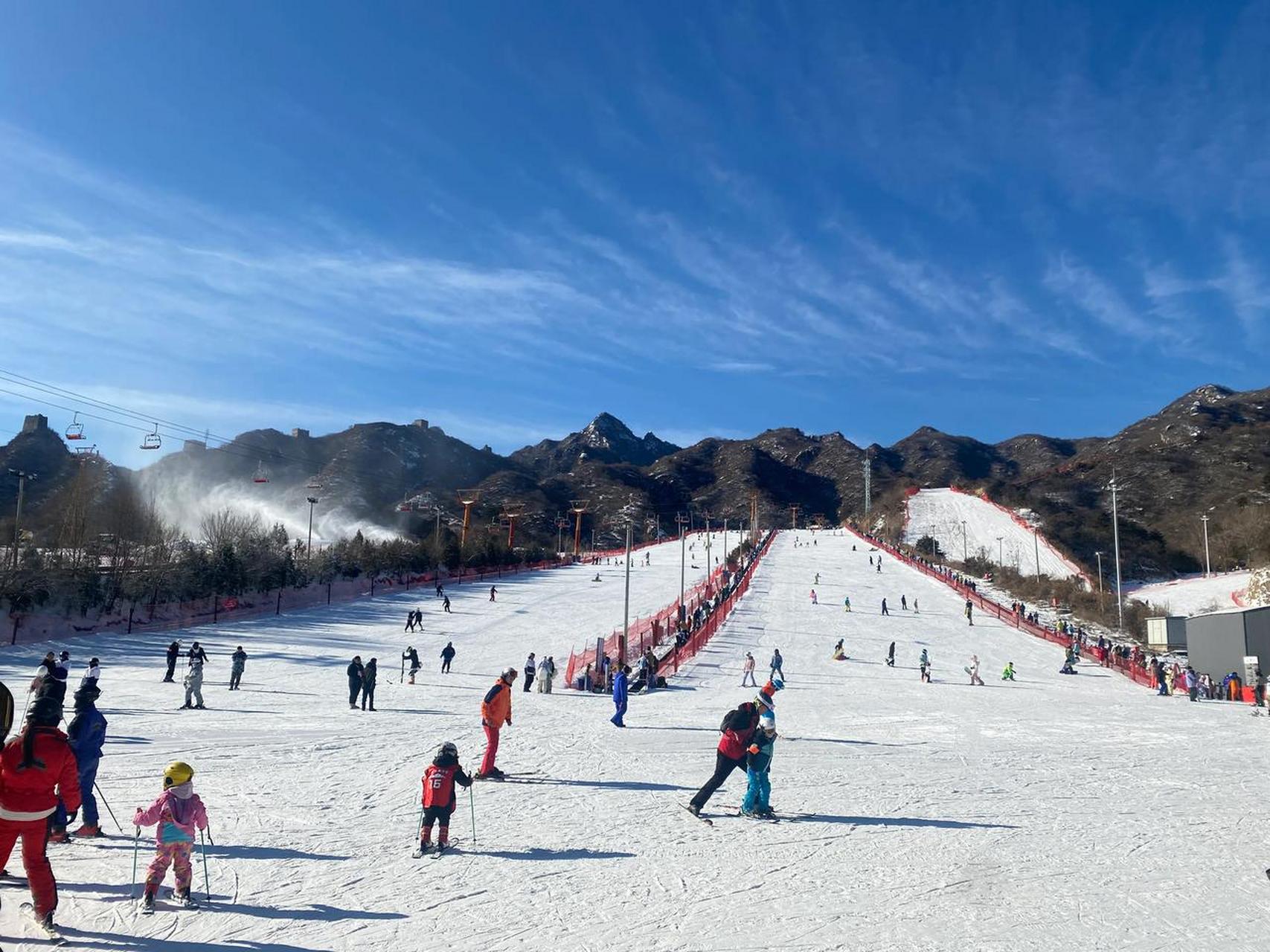 张北滑雪场图片