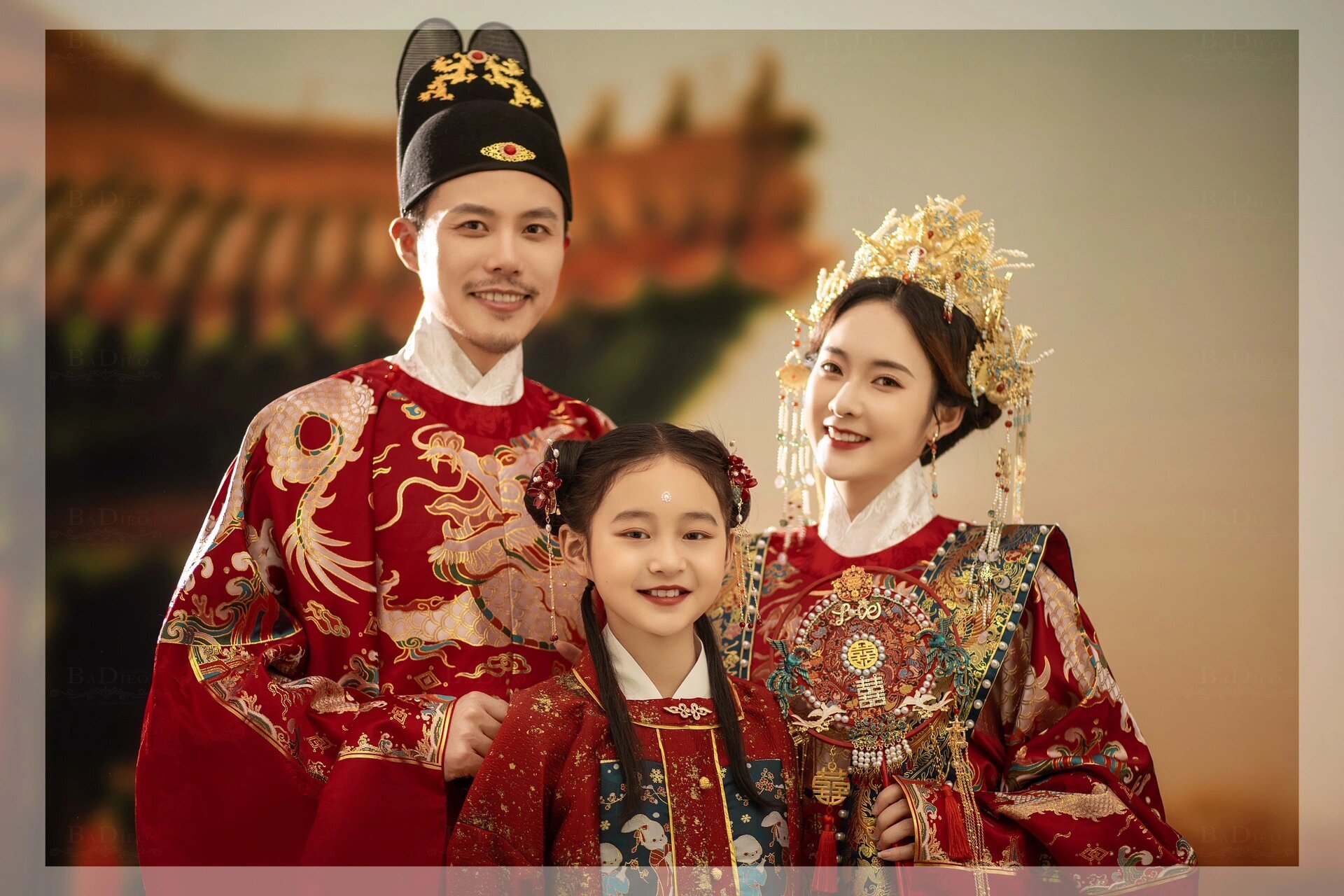 拍了套明制汉服全家福78父母看了都点赞91 91拍摄:芭蒂视觉